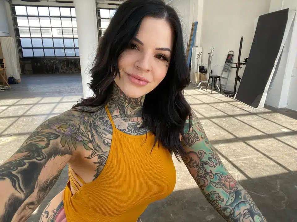 Meet the YouTuber Heidi Lavon: Age, Height, Leaks, Boyfriend