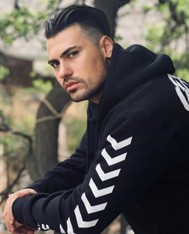 TopNotch Idiots (YouTube Star) Wiki, Biography, Age, Girlfriends, Family, Facts, and Many More